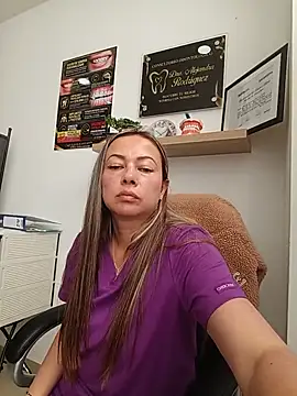 Madisson-04  online show from June 5, 3:07 pm