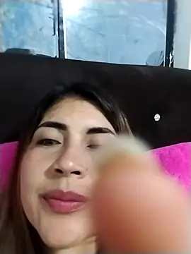 Snapshot of Camila_latina_0 chatting on September 18, 1:18 am Camila latina 0 online show from September 18, 1:18 am