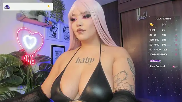 Snapshot of diamond_dustt chatting on November 12, 9:58 pm diamond dustt online show from November 12, 9:58 pm