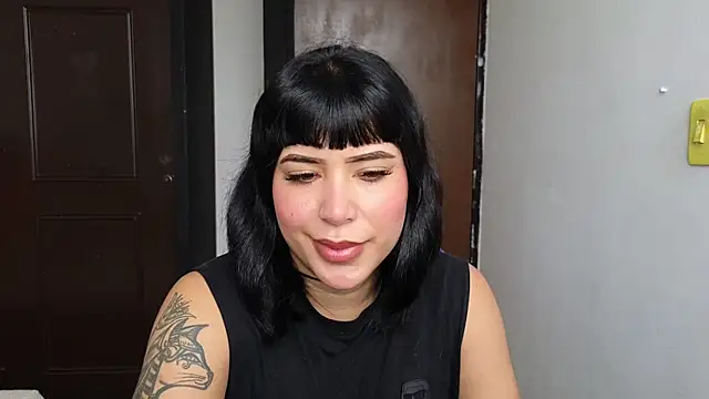 Snapshot of dahiana_marin chatting on June 23, 5:22 pm dahiana marin online show from June 23, 5:22 pm