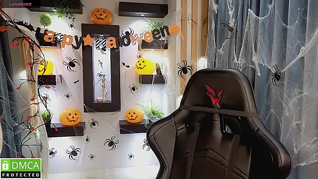 Snapshot of Roxy_foxi chatting on October 30, 1:07 am Roxy foxi online show from October 30, 1:07 am