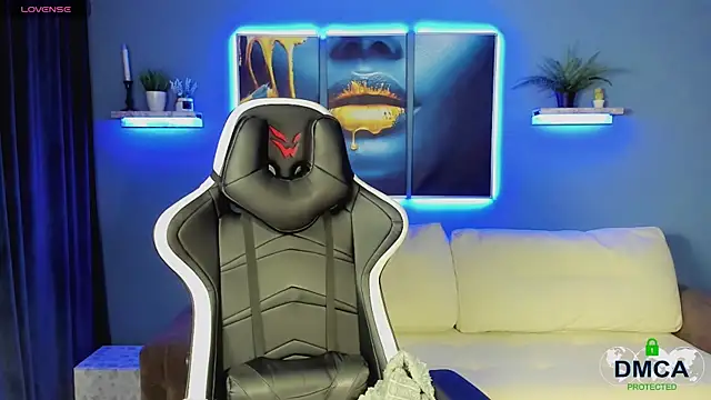 Snapshot of Roxy_foxi chatting on November 16, 1:11 am Roxy foxi online show from November 16, 1:11 am