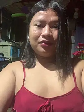 TS-YANNA online show from February 24, 7:45 pm