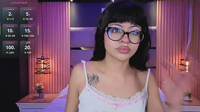 AlanaWalker9 online show from February 11, 3:44 am