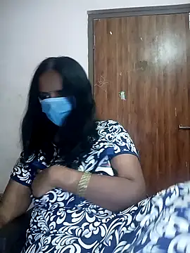 Snapshot of Mee_harini-telugupilla chatting on September 26, 2:43 pm Mee harini-telugupilla online show from September 26, 2:43 pm