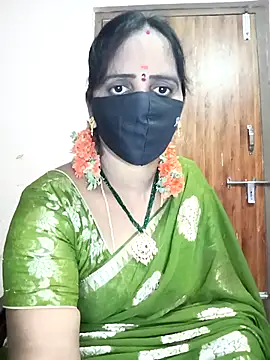 Snapshot of Mee_harini-telugupilla chatting on October 3, 2:52 am Mee harini-telugupilla online show from October 3, 2:52 am