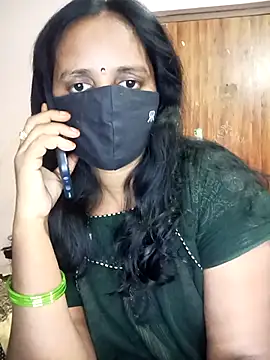 Snapshot of Mee_harini-telugupilla chatting on October 6, 2:42 am Mee harini-telugupilla online show from October 6, 2:42 am