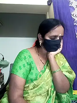 Snapshot of Mee_harini-telugupilla chatting on October 29, 6:20 pm Mee harini-telugupilla online show from October 29, 6:20 pm