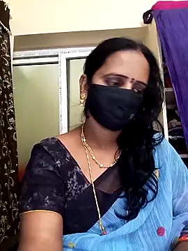 Snapshot of Mee_harini-telugupilla chatting on November 6, 2:56 am Mee harini-telugupilla online show from November 6, 2:56 am