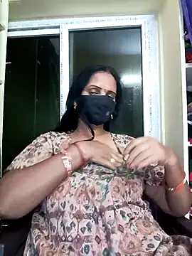 Snapshot of Mee_harini-telugupilla chatting on November 6, 3:57 pm Mee harini-telugupilla online show from November 6, 3:57 pm