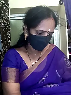 Snapshot of Mee_harini-telugupilla chatting on November 8, 7:30 am Mee harini-telugupilla online show from November 8, 7:30 am