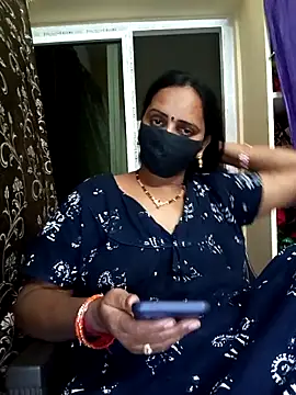 Snapshot of Mee_harini-telugupilla chatting on November 9, 4:38 pm Mee harini-telugupilla online show from November 9, 4:38 pm