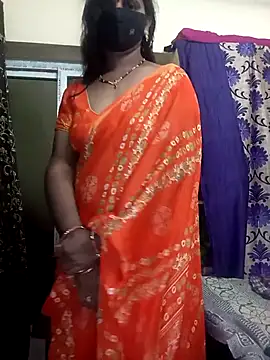 Snapshot of Mee_harini-telugupilla chatting on December 2, 2:28 am Mee harini-telugupilla online show from December 2, 2:28 am