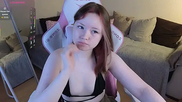 Sweetie Hope online show from March 27, 4:40 pm