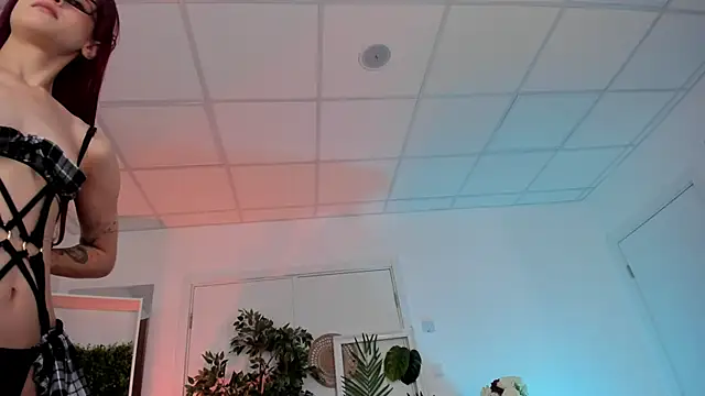 Snapshot of Sima_Wendy chatting on September 15, 6:24 am Sima Wendy online show from September 15, 6:24 am