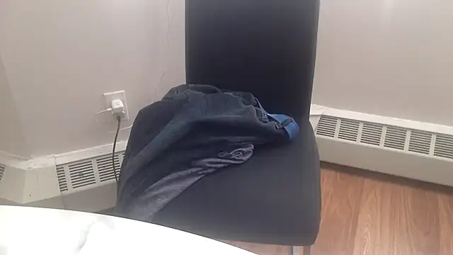 Snapshot of edger4lif3 chatting on October 28, 4:09 pm edger4lif3 online show from October 28, 4:09 pm