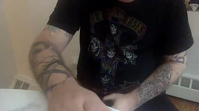 Snapshot of edger4lif3 chatting on October 29, 8:49 am edger4lif3 online show from October 29, 8:49 am