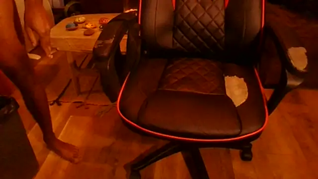 couple2612 online show from November 17, 5:19 pm