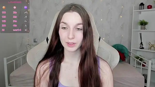 Miss   Eva online show from October 20, 12:11 am