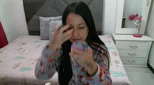 Snapshot of Taylormegan chatting on March 13, 2:12 pm Taylormegan online show from March 13, 2:12 pm