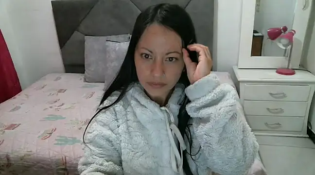 Snapshot of Taylormegan chatting on March 17, 9:02 pm Taylormegan online show from March 17, 9:02 pm