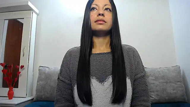 Snapshot of Taylormegan chatting on November 23, 2:11 am Taylormegan online show from November 23, 2:11 am