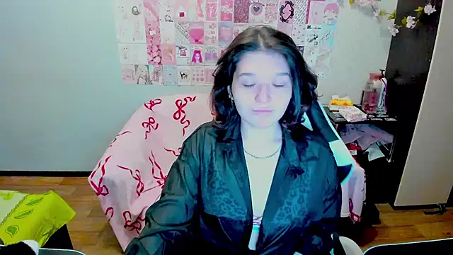 Snapshot of Acid_Kate chatting on October 4, 12:41 am Acid Kate online show from October 4, 12:41 am