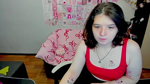 Snapshot of Acid_Kate chatting on October 17, 12:14 am Acid Kate online show from October 17, 12:14 am