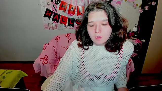 Snapshot of Acid_Kate chatting on October 27, 1:31 am Acid Kate online show from October 27, 1:31 am