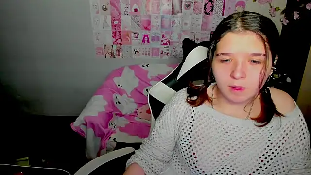 Snapshot of Acid_Kate chatting on November 24, 12:21 am Acid Kate online show from November 24, 12:21 am