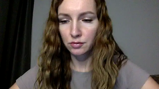 Snapshot of Varnyx chatting on November 8, 8:29 pm Varnyx online show from November 8, 8:29 pm