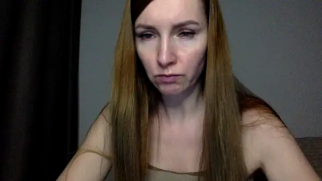 Snapshot of Varnyx chatting on November 27, 5:59 pm Varnyx online show from November 27, 5:59 pm