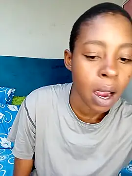 SweetSlenderChoc online show from April 16, 3:13 pm