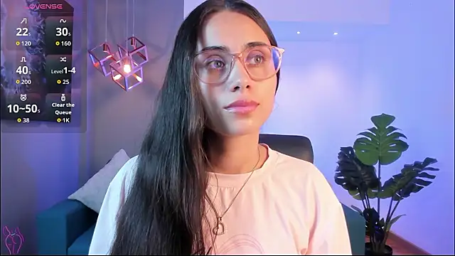 sofiapalacioss online show from March 2, 6:48 pm