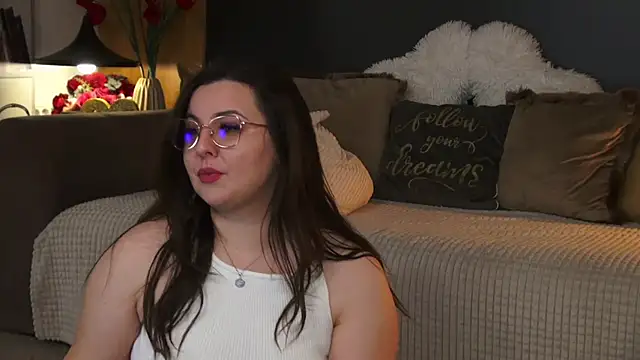 Snapshot of Mia_Swano chatting on February 5, 2:27 am Mia Swano online show from February 5, 2:27 am