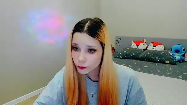 Snapshot of Kitten_Alissa chatting on October 4, 8:07 pm Kitten Alissa online show from October 4, 8:07 pm