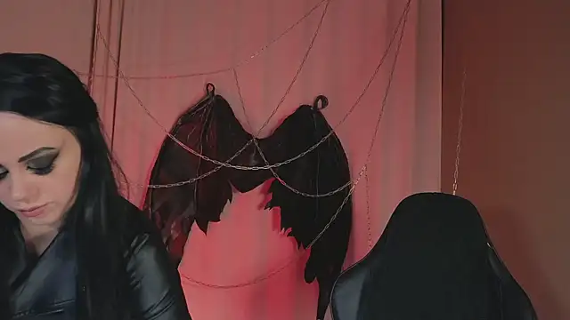 Jolie Orchid online show from October 31, 12:17 pm