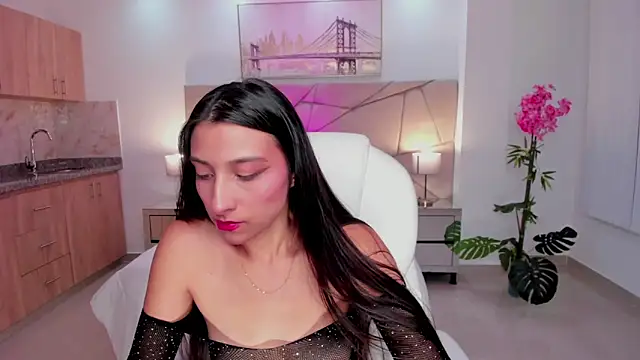 Kristen Rousse online show from September 25, 9:40 pm