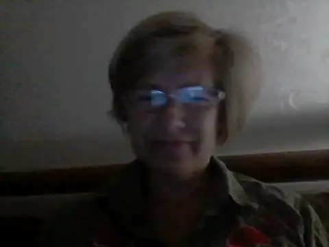 Snapshot of LucyLewisX chatting on September 19, 7:36 pm LucyLewisX online show from September 19, 7:36 pm