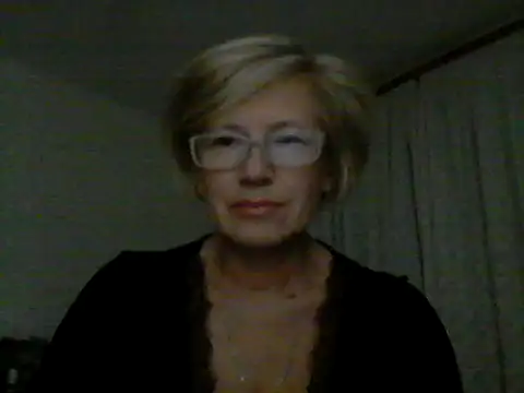 Snapshot of LucyLewisX chatting on September 27, 8:03 pm LucyLewisX online show from September 27, 8:03 pm