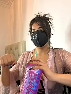 al anoud online show from December 4, 12:31 am