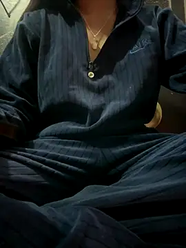 Sexylella143 online show from December 18, 3:45 am