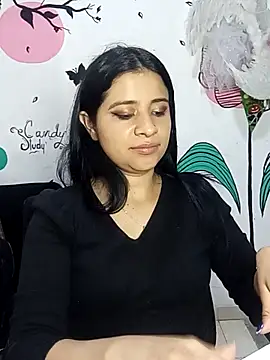 ValerieLove  online show from November 7, 7:47 pm