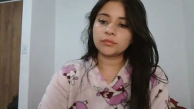 ValerieLove  online show from January 11, 11:43 pm