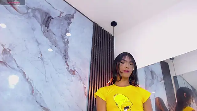 Penelopee Rouse online show from March 27, 7:46 pm