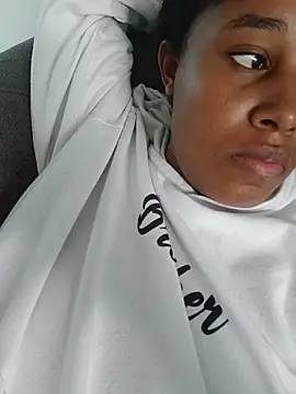 MoniqueMulberry online show from October 30, 7:36 pm