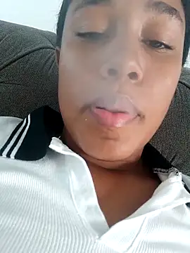 MoniqueMulberry online show from November 20, 7:24 pm