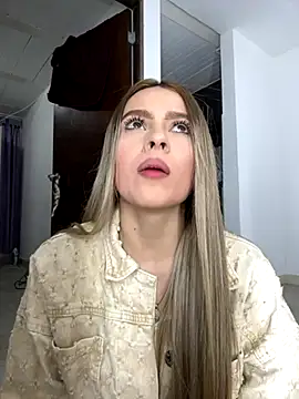 Snapshot of kendal_blonde chatting on September 26, 11:31 pm kendal blonde online show from September 26, 11:31 pm