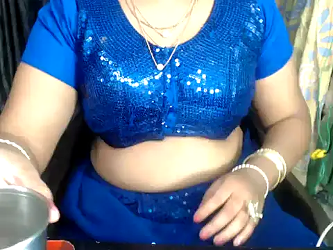 Snapshot of DearKimmi chatting on December 16, 6:05 pm DearKimmi online show from December 16, 6:05 pm