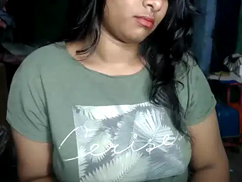 Snapshot of DearKimmi chatting on February 9, 2:06 am DearKimmi online show from February 9, 2:06 am